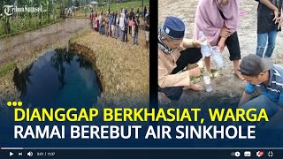 Download lagu Viral Warga Ramai-ramai Berebut Air Sinkhole di Situjuah Batuah yang Dianggap Berkhasiat mp3 Download lagu Viral Warga Ramai-ramai Berebut Air Sinkhole di Situjuah Batuah yang Dianggap Berkhasiat mp3