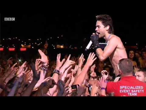 30 Seconds to Mars perform 'The Kill' at Reading Festival 2011 - BBC