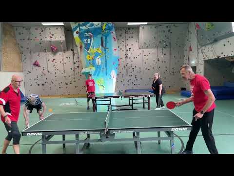 Parkinsonramte spiller bordtennis