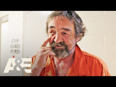 A Family Fight, No Witnesses, and a Judge’s Firm Answer | Booked: First Day In | A&E