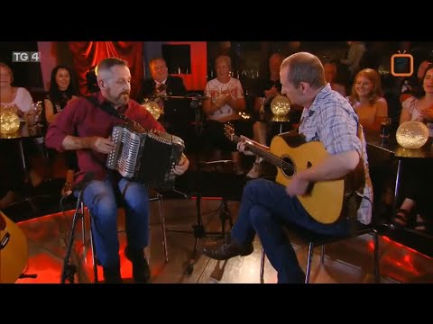 Mick McAuley & John Doyle - The Silver Spear Set