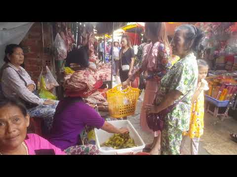 Cambodian Market - Fresh Morning Market Food At Phsar Deum Thkouv- Phnom Penh