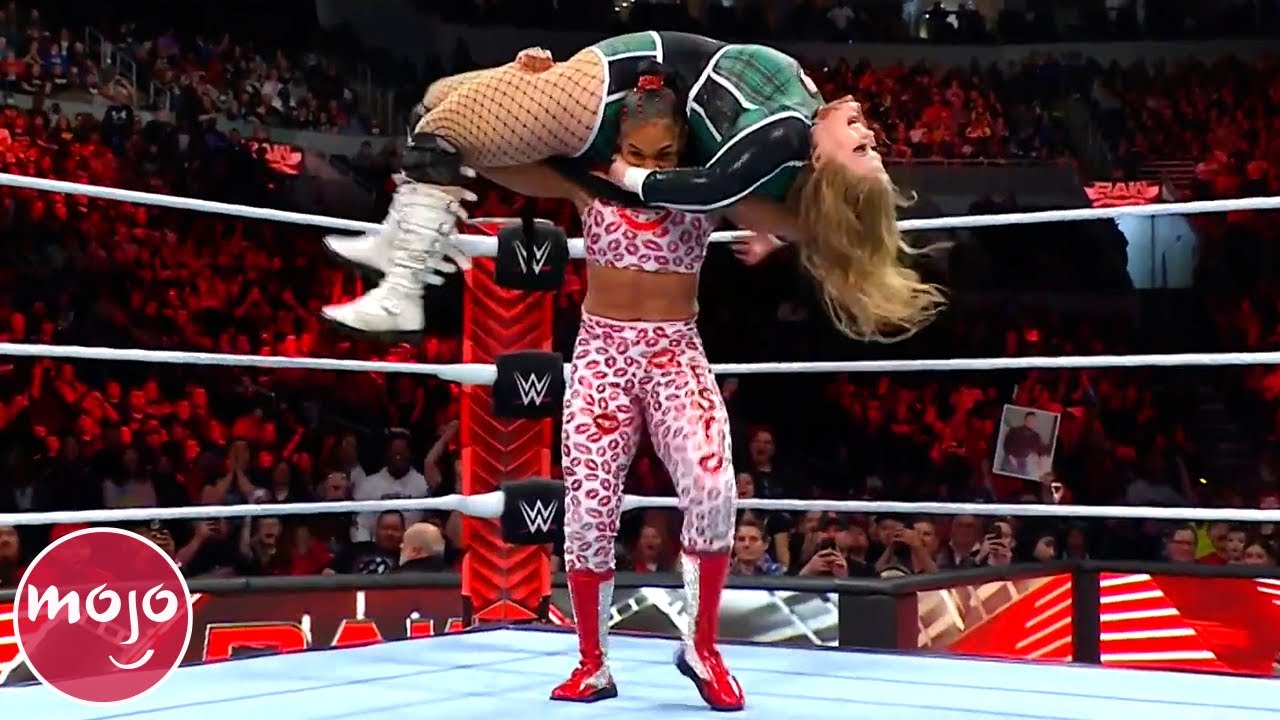 Top 10 Difficult Moves That Wrestlers Nailed