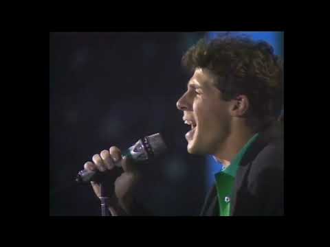 Luca Barbarossa - Come dentro un film - Sanremo 1987 (La prima esibizione) live stereo remastering