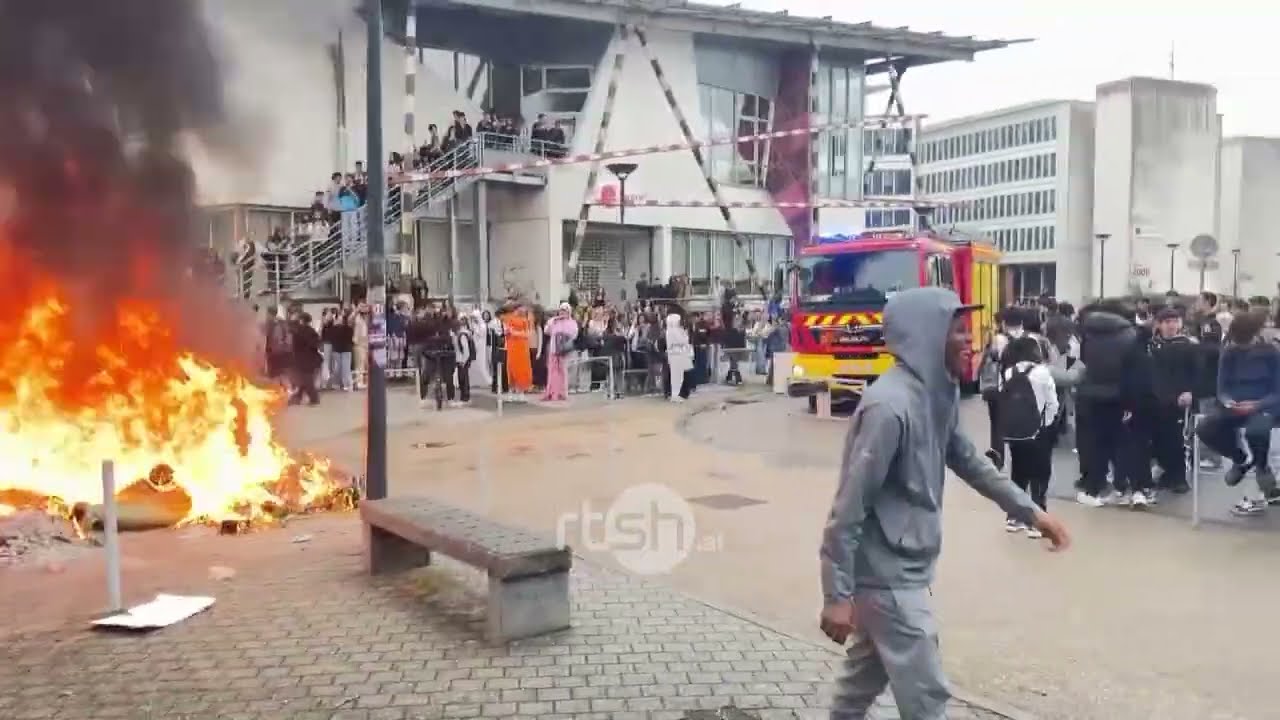 Përshkallëzohen protestat e nxënësve në Francë/Dhjetëra të plagosur, mbi 2 mijë të arrestuar, mbyllen qindra shkolla