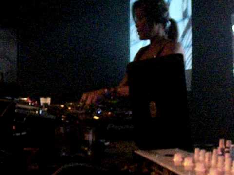 Black Point Night @ Eskulap - 04.12.2009 - Gayle San 1/2