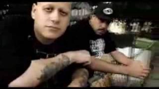 Dj Muggs Vs Sick Jacken - El Mundo es un Barrio (video original) dj elite