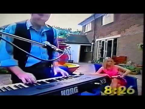 Baywatch Girl - Big Breakfast 1995 -Dani Behr and Robbie Williams