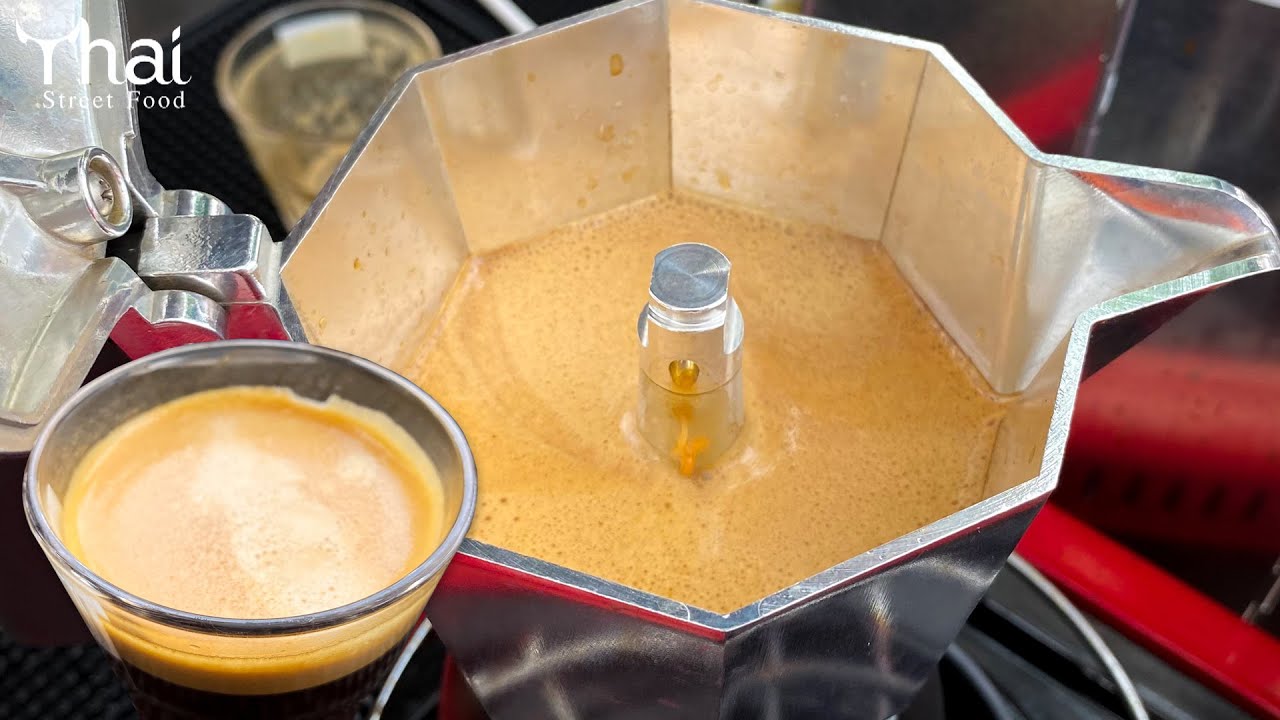 สโลว์บาร์คอฟฟี่ ชงกาแฟด้วยโมก้าพอทแบบร้อนและเย็น