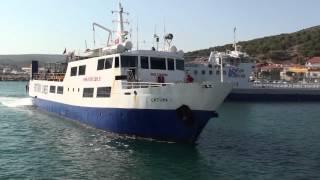 preview picture of video 'Ertürk 1 ferry arriving Cesme from Chios 4  August 2012'
