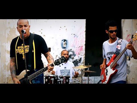 BRIGADA 16 - UM BRINDE À UNIÃO (CLIPE OFICIAL)
