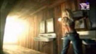 Britney Spears -  Let me be