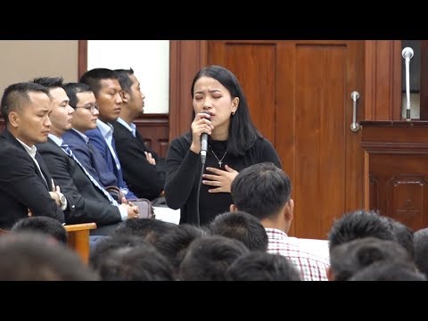 ELIZABETH LALFAKAWMI - I ROPUI NAN