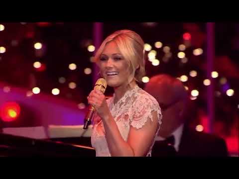 HELENE FISCHER - Fröhliche Weihnacht überall - (Live aus der Hofburg Wien)💯👍#live #weihnachtslieder