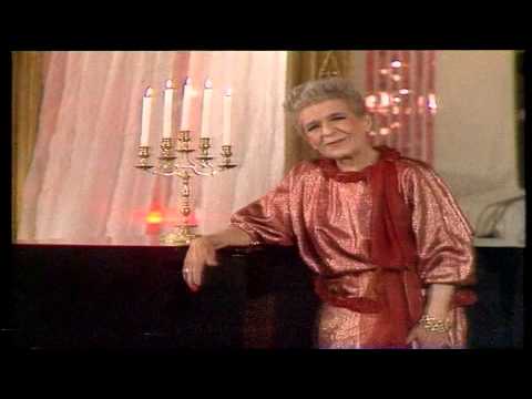 Ioana Radu - Aș vrea iar anii tinereții