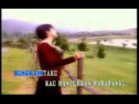 Desy Ratnasari - Sampai Hati.flv