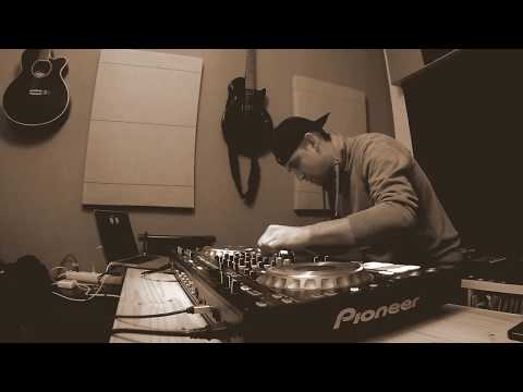 Mashups.  Live - Ace Of Base   All That She Wants (Inst.) & Night Crawlers Push the feeling on