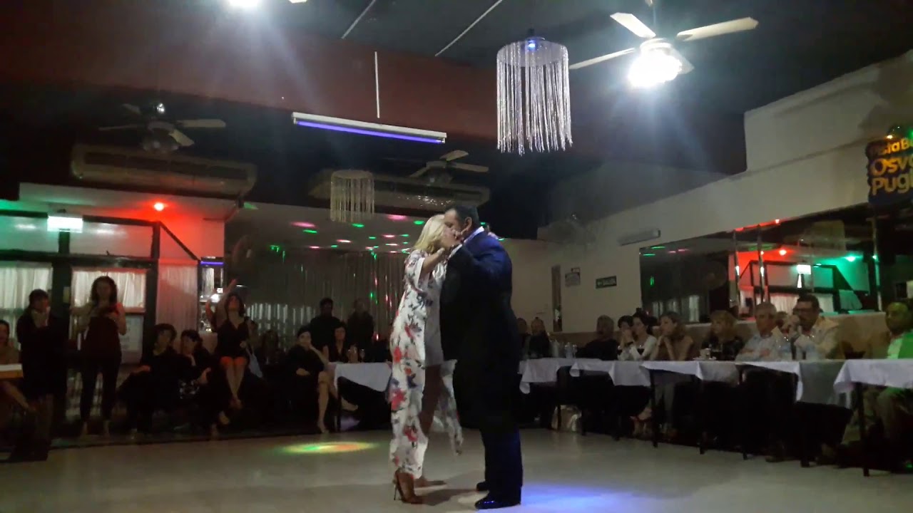 Leo Ortiz y Yanina Erramouspe milonga
