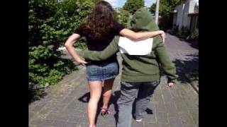 Download lagu Ron Carroll - Walking down the street! (Self made video clip!) mp3