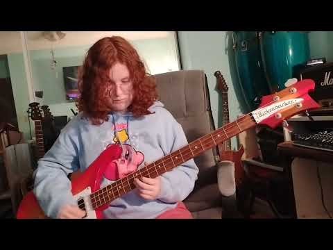 I Never Cry/Alice Cooper bass play along by Cara