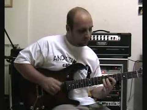 Marco Sfogli plays on a Larry Carlton style backing track