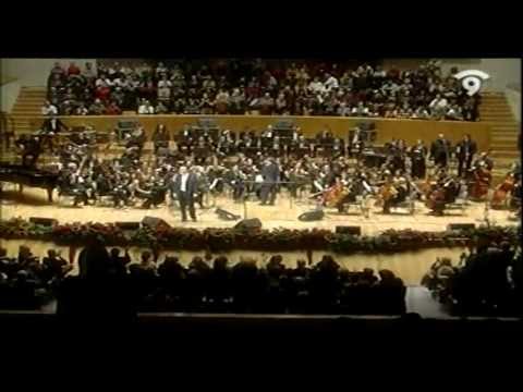 Especial Navidad Nino Bravo 3D - Libre - Chenoa Presenta a Francisco - HD