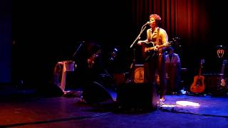 Josh Ritter:  Lantern - Orpheum Theatre (Boston, MA) 5.21.2010  HD