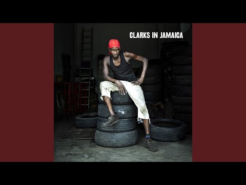 Video thumbnail for Clarks Booty Style