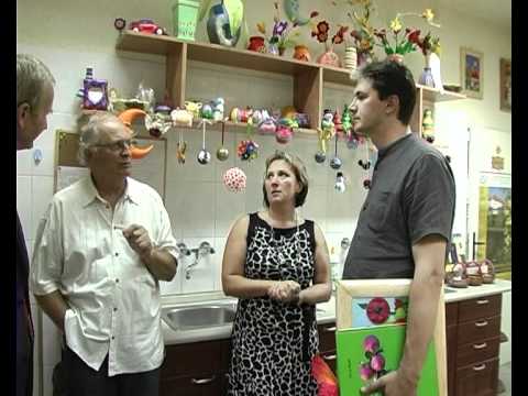 MARSZAŁEK ADAM JARUBAS ODWIEDZA ŚRODOWISKOWY DOM SAMOPOMOCY W KLECZANOWIE