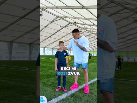 Koji zvuk se čuje kada lopta udje u gol? 😎