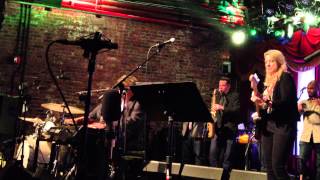 "Turn On Your Love Light" Susan Tedeschi w/ Soulive @ The Brooklyn Bowl,NYC 3-19-2014