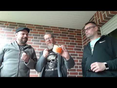 Roadtrip mit Pfeife - Daniel und Marko