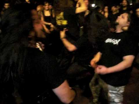 Kevlar skin momentazo - (live in Mingatron 2010)