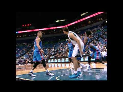 2015-10-07 NBA PS Nemanja Bjelica vs Oklahoma
