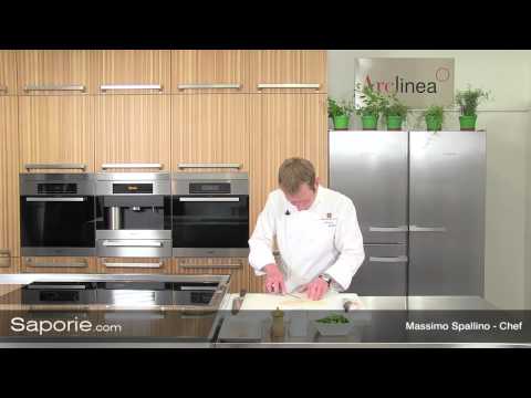 Saporie.com - Carpaccio di branzino delle Valli da Pesca con valeriana di Cavallino