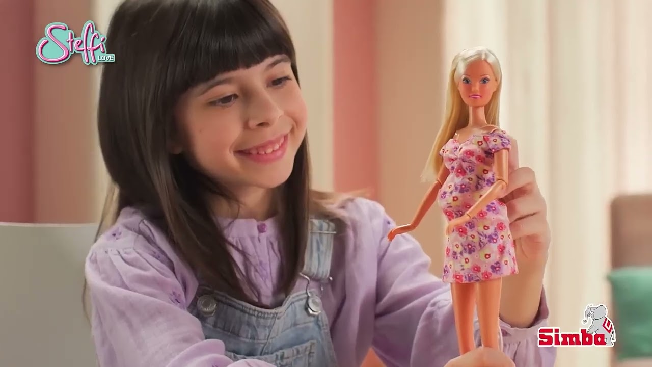 Steffi Love: Steffi terhes baba bölcsővel és kiegészítőkkel - Simba Toys videó