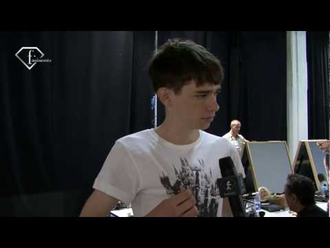 fashiontv | FTV.com - COSTUME NATIONAL  - BACKSTAGE   UOMO P/E 2008