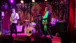 The Surf Mist - cover It's Monster surfing time