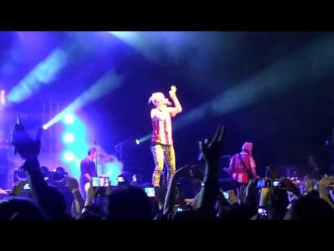 Paramore - Brick by boring brick (Asunción, Paraguay, 22-07-2013)