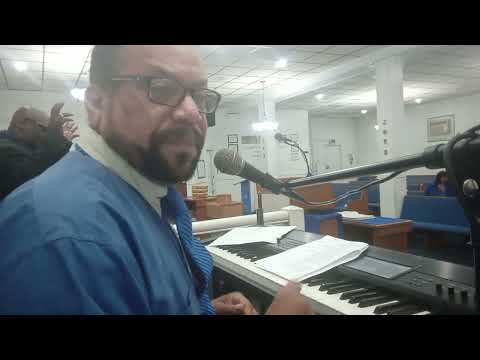 . Never lost/Way maker/here again