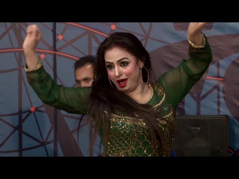 NIDA CHAUDHRY PERFORMANCE | MERA PIYA GHAR AYA | PUNJABI SONG NASEEBO LAL - SMB