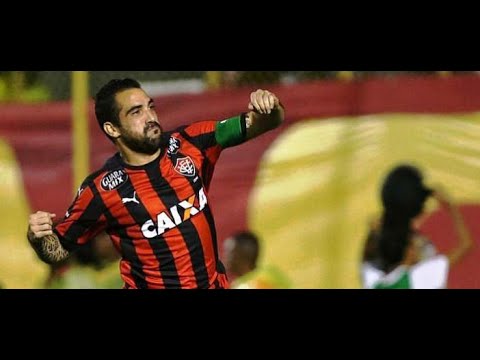 Escudero Damian - Offensive Midfielder - E.C. Vitoria - 2015