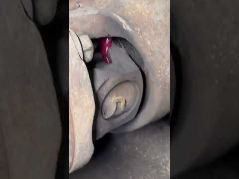 How to grease ram front driveshaft