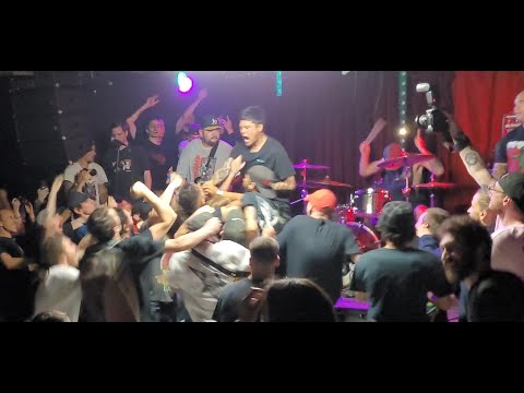 SUNAMI (USA) - Six + Contempt of Cop  - Live at Le Chinois, Montreuil, France 08-06-2022