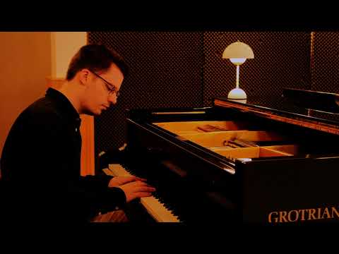 Morunas - Winter Days (Official Video)