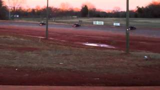 preview picture of video 'Cross Anchor Raceway Blue Plate Race 01-02-2011'
