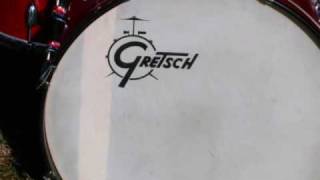 Video thumbnail for Vintage 1960's Gretsch "Round Badge" drum set by KRO222