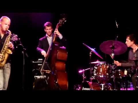 Maarten Hogenhuis trio - No Name Blues - JazzFest Amsterdam - 09-11-2013