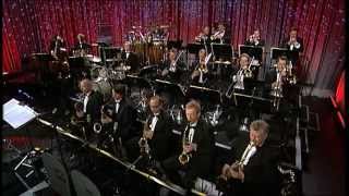 SWR Big Band &amp; Paul Carrack - Santa Claus is coming to town