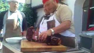 preview picture of video 'officina della bistecca antica macelleria  Dario Cecchini Panzano Greve in Chianti'